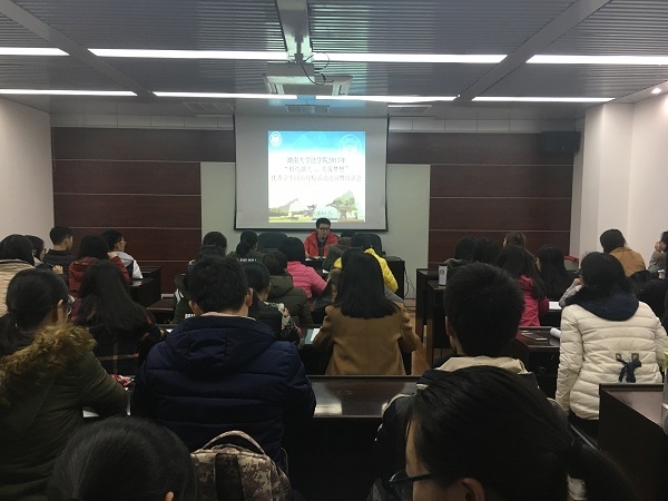 调教动漫
回访母校动员会1.JPG